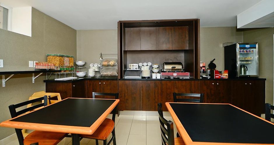 Comfort Inn Toronto City Centre Toronto On