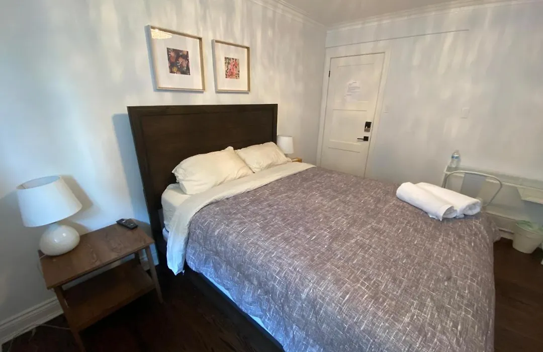 Yonge And Finch Subway !m Spacious And Quiet Private Bdr With Shared Bathroom *