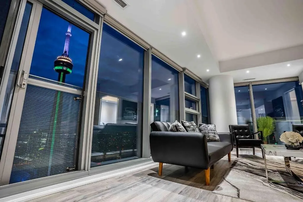 Signature View Of Cn Tower In Lux Appartamento *