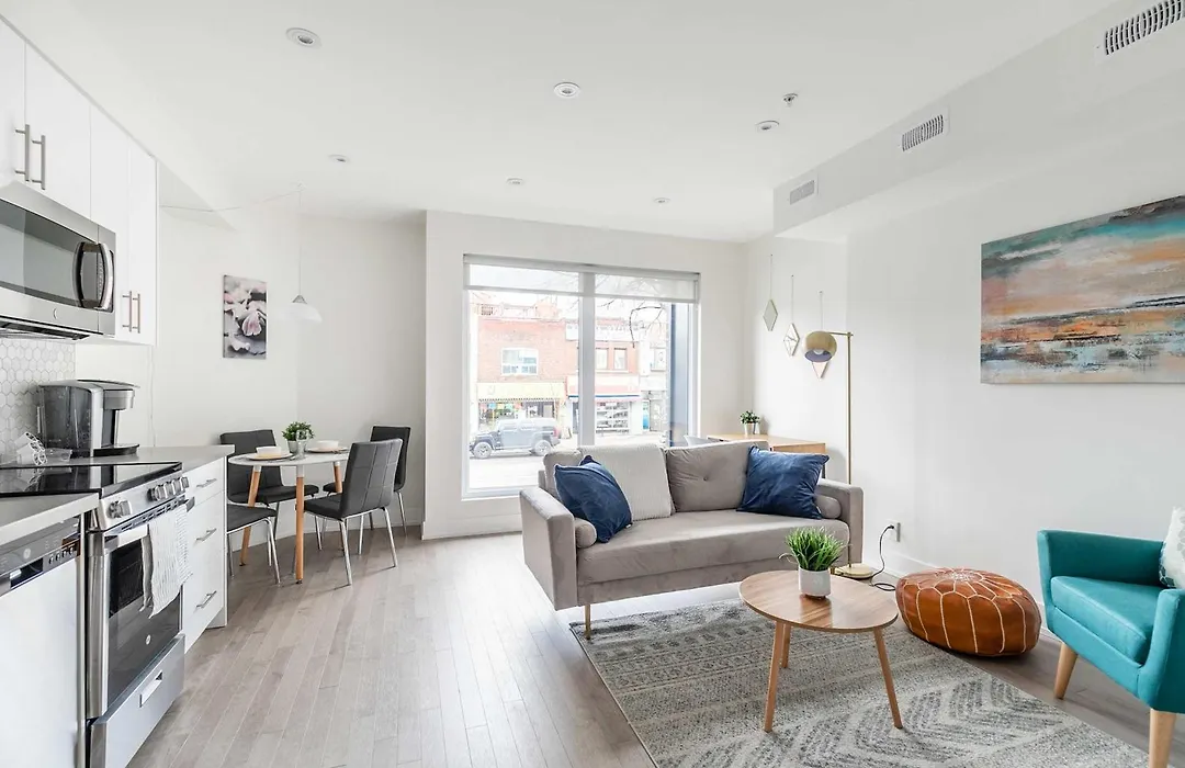 Beautiful Modern Unit In High Park North Toronto