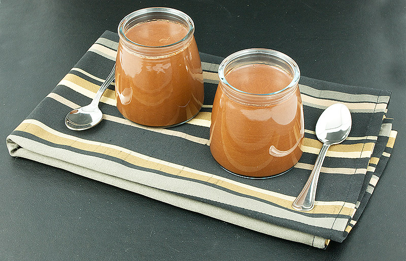 simple chocolate mousse, recipes for chocolate mousse, quick chocolate mousse A photo of Easy Chocolate Mousse (Chocolate Chantilly).